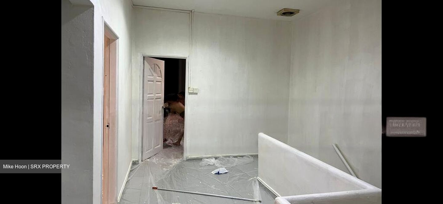 Spring Park Estate (D16), Semi-Detached #460779501